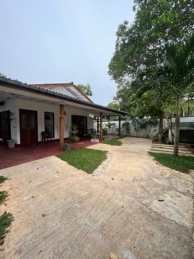 Jungle Villa Ahangama Exterior photo
